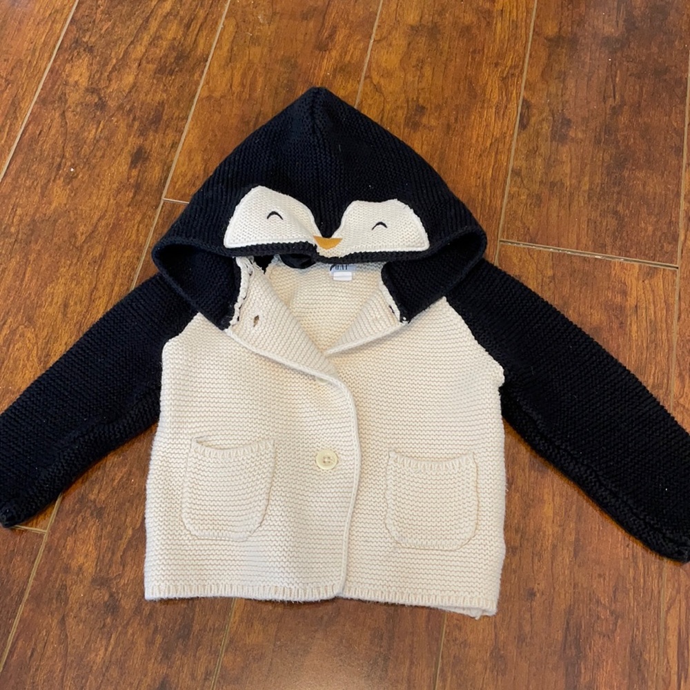 Baby Gap 6-12 Month Penguin Hood Sweater